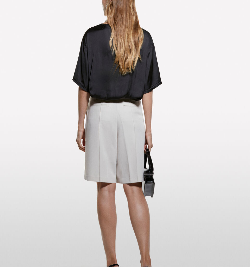 Blusa nera over fit in satin - bluse da donna - Nero | Sisley image number 2